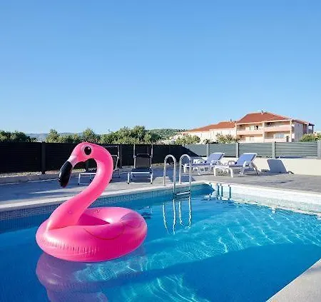 Apartment Okrug Gornji Matteo 1 Trogir