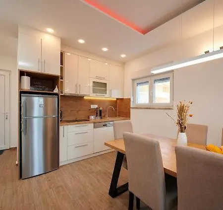 Okrug Gornji Matteo 1 Apartmán *