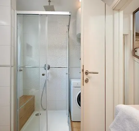 Okrug Gornji Matteo 1 Apartment Trogir